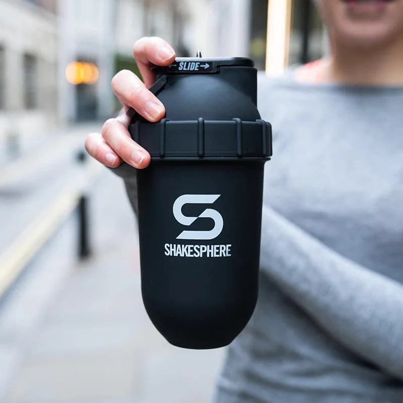 Leak-proof Gym Protein Shaker Bottle🏋